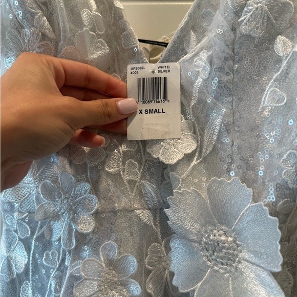 Helsi Norah Floral Sequin Gown - Picture 5 of 9